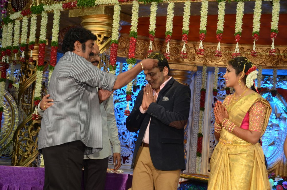 Bhanodaye (Daughter of Director Siva Nageswara Rao) Wedding Reception held on 15 November in Hyderabad. SS Rajamouli, Rajendra Prasad, Gopichand, Anjali, Brahmanandam, Posani Krishna Murali, Jayasudha, Saikumar and others graced the event. Siva Nageswara Rao Daughter Wedding Reception,SS Rajamouli,Rajendra Prasad,Gopichand,Anjali,Brahmanandam,Posani Krishna Murali,Jayasudha,Saikumar,Siva Nageswara Rao Daughter Wedding,Siva Nageswara Rao Daughter Wedding Reception pics,Siva Nageswara Rao Dau