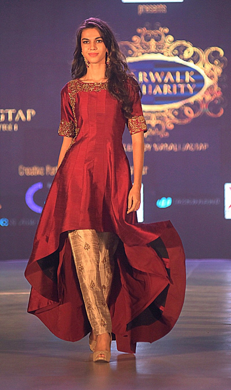 STAR WALK Fashion Show by Designer Manali Jagtap,STAR WALK,Fashion Show by Designer Manali Jagtap,Armaan Kohli,Ajaz Khan,Jackky Bhagnani,Yuvika Chaudhary,Designer Rohit Verma,Vikas Verma,Sai Deodhar,Anushka Ranjan,Amruta Patki