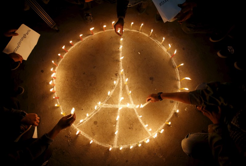 Photos from around the world as the international community shows support for the victims of the Paris terror attacks. World reacts to Paris attacks,Paris attacks,Paris attacks 2015,ISIS Paris Attacks,Paris terror attacks,Paris terror attacks 2015