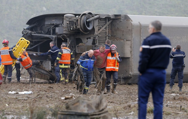 A train undergoing a trial on a new high-speed line from Paris to Strasbourg derailed near the German border. French train derails,French train derails on test run,train derails on test run,Paris to Strasbourg,trial train