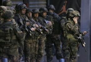 Paris Attacks,Gunfire erupts in Saint-Denis,Gunfire in Saint-Denis,Gunfire at Saint-Denis,Saint-Denis,bomb attacks,Gunfire erupted,north Paris