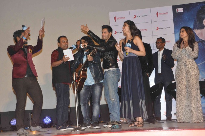 Shah Rukh Khan, Kajol, Varun Dhawan, Kriti Sanon, Rohit Shetty launched the first song 'Gerua' from their upcoming movie 'Dilwale' at Maratha Mandir in Mumbai. Shah Rukh Khan,Kajol,Varun Dhawan,Kriti Sanon,Rohit Shetty,Dilwale song launch,Dilwale,Dilwale promotion,Dilwale movie promotion