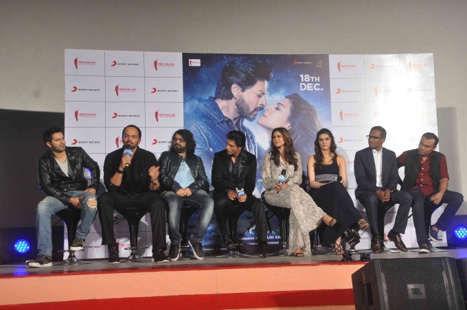 Shah Rukh Khan, Kajol, Varun Dhawan, Kriti Sanon, Rohit Shetty launched the first song 'Gerua' from their upcoming movie 'Dilwale' at Maratha Mandir in Mumbai. Shah Rukh Khan,Kajol,Varun Dhawan,Kriti Sanon,Rohit Shetty,Dilwale song launch,Dilwale,Dilwale promotion,Dilwale movie promotion