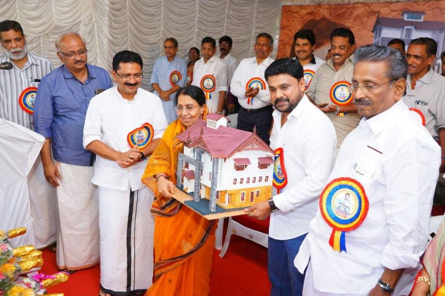 Dileep Lays Foundation Stone Of Bp Modieen Seva Mandir At Mukkam Photos Images Gallery