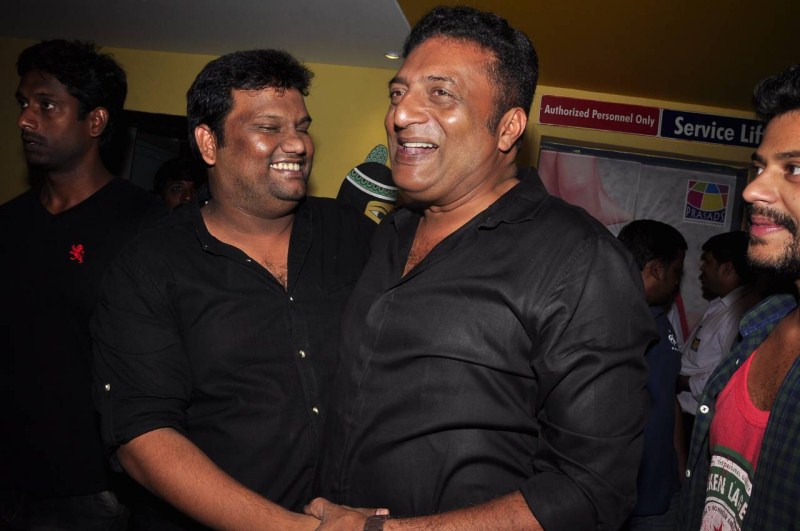 Cheekati Rajyam Show at Prasads Imax in Hyderabad. Kamal Haasan, Trisha, Rana Daggubati, Nani, Gouthami, Prakash Raj, Sampath, Madhu Shalini, Rakul Preeth Singh and others graced the event. Cheekati Rajyam Premiere Show,Cheekati Rajyam,Kamal Haasan,Trisha,Rana Daggubati,Nani,Cheekati Rajyam Premiere Show pics,Cheekati Rajyam Premiere Show images,Cheekati Rajyam Premiere Show photos,Cheekati Rajyam Premiere Show stills,Cheekati Rajyam Premier