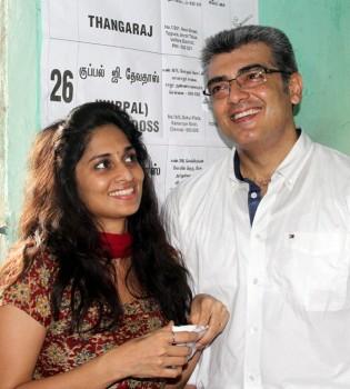 Shalini Ajith, a cute little princess who manages to surpass in this cine field at the age of 3. In her childhood, she acted in many Malayalam blockbuster movies, with which she was credited as 