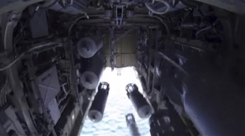 Photos of Russia's bombing campaign in Syria Russia's bombing campaign in Syria,Russia bombing in Syria,bombing in Syria,Russian jets,Paris attacks,Russian military,Syrian Civil War,Civil War