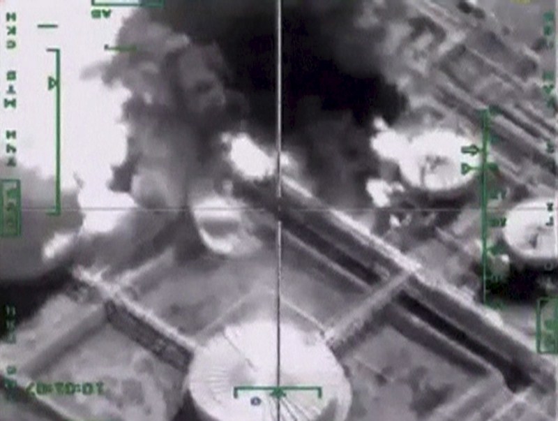 Photos of Russia's bombing campaign in Syria Russia's bombing campaign in Syria,Russia bombing in Syria,bombing in Syria,Russian jets,Paris attacks,Russian military,Syrian Civil War,Civil War
