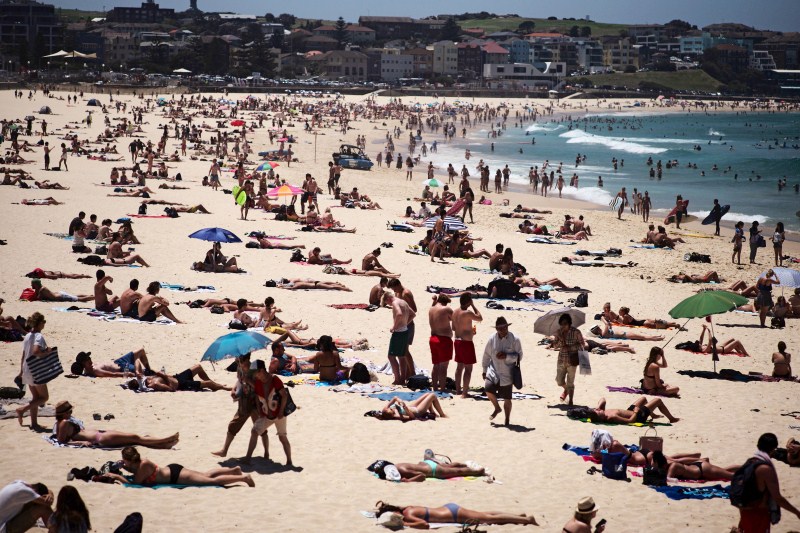 Australia's Bureau of Meteorology recorded temperatures over 40 degrees celsius (104 Fahrenheit) on Friday, with the possibility of breaking the November record of 41.8 degrees set in 1982. Heat Wave,Heat Wave across Australia,Heat Wave hits Australia,Australia Heat Wave
