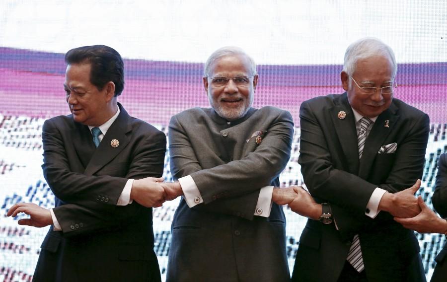India's Prime Minister Narendra Modi attending the ASEAN Business and Investment Summit in Kuala Lumpur, Malaysia. India-ASEAN Summit,India-ASEAN,PM Narendra Modi,Narendra Modi,Narendra Modi in Kuala Lumpur,Modi in Kuala Lumpur,ASEAN Business and Investment Summit,Prime Minister Narendra Modi