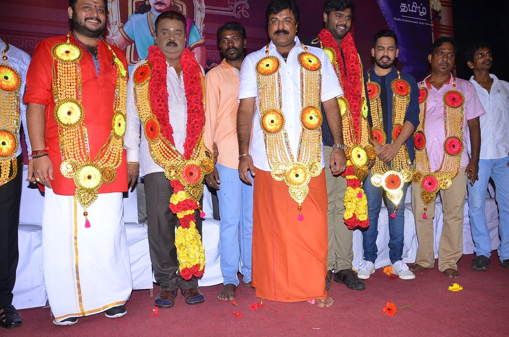Vijayakanth's Tamizhan Endru Sol movie launched at Vadapalani studio, Chennai on Sunday (22 November). Tamizhan Endru Sol,Vijayakanth,Tamizhan Endru Sol movie launch,capatain vijayakanth,Vijayakanth's Tamizhan Endru Sol movie launch,Tamizhan Endru Sol movie pooja,Tamizhan Endru Sol movie launch pics,Tamizhan Endru Sol movie launch images,Tamizhan Endr