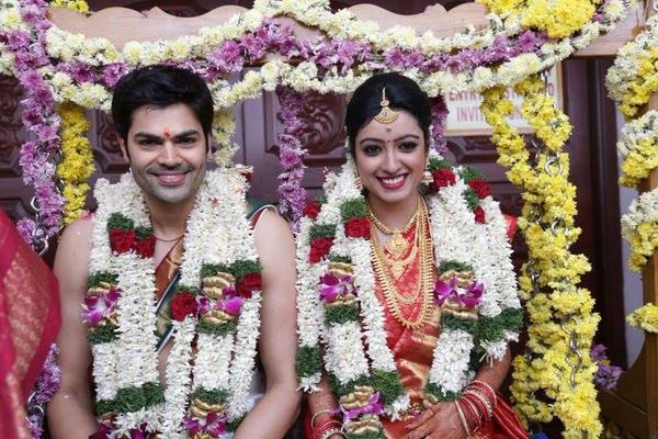 Ganesh Venkatraman and Nisha Krishnan wedding pictures. Ganesh Venkatraman,Ganesh Venkatraman wedding,Ganesh Venkatraman and Nisha Krishnan,Ganesh Venkatraman marriage pics,Ganesh Venkatraman marriage