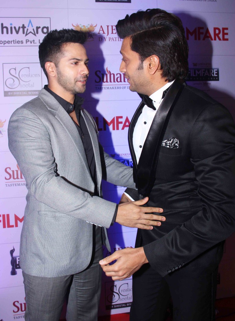 India's most prestigious film awards Filmfare held the nouveau edition of Marathi film awards held at the Kashinath Ghanekar Auditorium, Thane. Riteish Deshmukh, Tabu, Vidya Balan, Varun Dhawan, Urmila Matondkar and others present for the event. Marathi Filmfare Awards,Marathi Filmfare Awards 2014,Riteish Deshmukh,Tabu,Vidya Balan,Varun Dhawan,Urmila Matondkar,Marathi Filmfare Awards pics,Marathi Filmfare Awards images,Marathi Filmfare Awards photos,Marathi Filmfare Awards stills,Marathi Filmfare