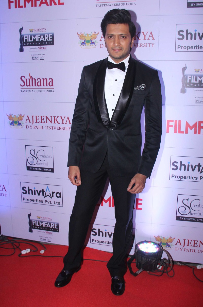 India's most prestigious film awards Filmfare held the nouveau edition of Marathi film awards held at the Kashinath Ghanekar Auditorium, Thane. Riteish Deshmukh, Tabu, Vidya Balan, Varun Dhawan, Urmila Matondkar and others present for the event. Marathi Filmfare Awards,Marathi Filmfare Awards 2014,Riteish Deshmukh,Tabu,Vidya Balan,Varun Dhawan,Urmila Matondkar,Marathi Filmfare Awards pics,Marathi Filmfare Awards images,Marathi Filmfare Awards photos,Marathi Filmfare Awards stills,Marathi Filmfare