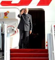 Modi arrives in Singapore,PM Narendra Modi arrives in Singapore,PM Narendra Modi,Modi in Singapore,Narendra Modi in Singapore,modi from Malaysia to Singapore