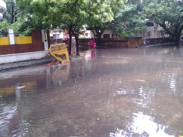 Torrential rain battered several areas in Tamil Nadu on Monday which were just recovering from an early bout of rain. Heavy rain batters Chennai,Heavy rain in Chennai,chennai heavy rain,#Chennairains,chennai rains,Heavy rain
