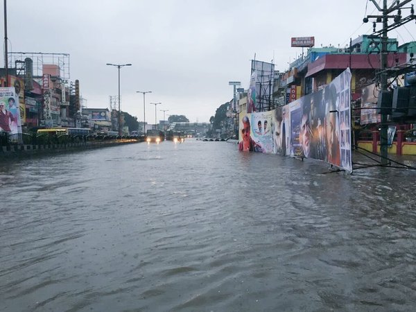 Torrential rain battered several areas in Tamil Nadu on Monday which were just recovering from an early bout of rain. Heavy rain batters Chennai,Heavy rain in Chennai,chennai heavy rain,#Chennairains,chennai rains,Heavy rain