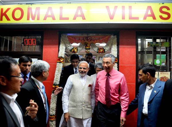 Indian Prime Minister Narendra Modi on Monday had dinner along with his Singapore counterpart Lee Hsien Loong at an Indian restaurant in the Little India locality of this city state. Narendra Modi,Lee Hsien Loong,Narendra Modi dines with Lee Hsien Loong,Little India,Modi,Modi in Singapore,Singapore counterpart Lee Hsien Loong