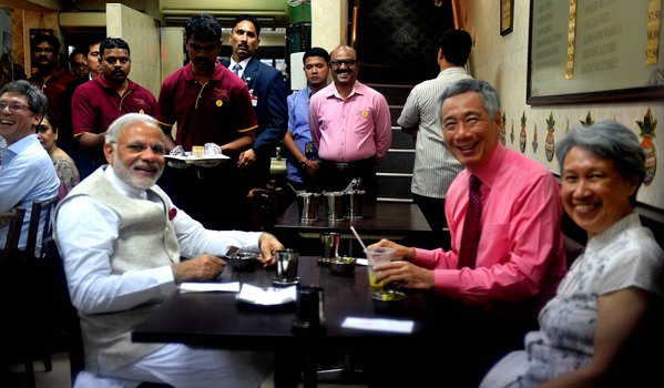 Indian Prime Minister Narendra Modi on Monday had dinner along with his Singapore counterpart Lee Hsien Loong at an Indian restaurant in the Little India locality of this city state. Narendra Modi,Lee Hsien Loong,Narendra Modi dines with Lee Hsien Loong,Little India,Modi,Modi in Singapore,Singapore counterpart Lee Hsien Loong