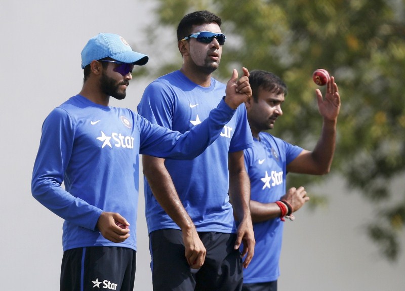 Virat Kohli, Ravindra Jadeja, Ravichandran Ashwin, Amit Mishra and Ajinkya Rahane at practice session ahead of their third test cricket match against South Africa in Nagpur, India, IND vs SA 3rd Test match,IND vs SA,IND vs SA 2015,IND vs SA test match,india vs south africa,Virat Kohli,Ravindra Jadeja,Ravichandran Ashwin,Amit Mishra,Ajinkya Rahane,India vs South Africa 2015,India vs South Africa Test Series