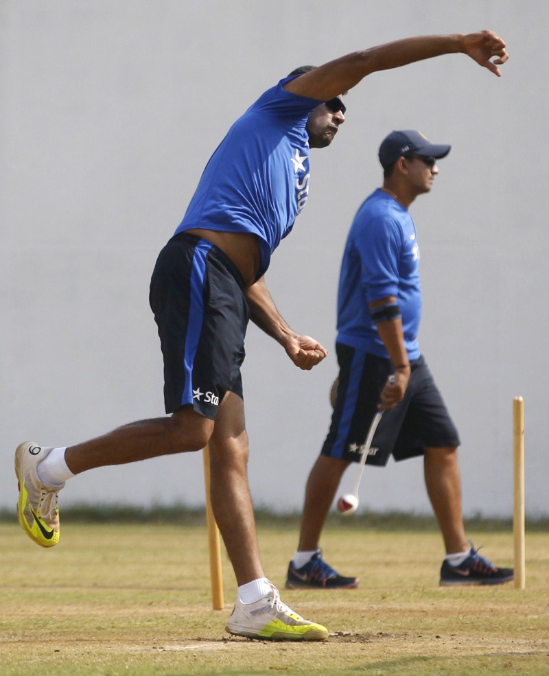 Virat Kohli, Ravindra Jadeja, Ravichandran Ashwin, Amit Mishra and Ajinkya Rahane at practice session ahead of their third test cricket match against South Africa in Nagpur, India, IND vs SA 3rd Test match,IND vs SA,IND vs SA 2015,IND vs SA test match,india vs south africa,Virat Kohli,Ravindra Jadeja,Ravichandran Ashwin,Amit Mishra,Ajinkya Rahane,India vs South Africa 2015,India vs South Africa Test Series