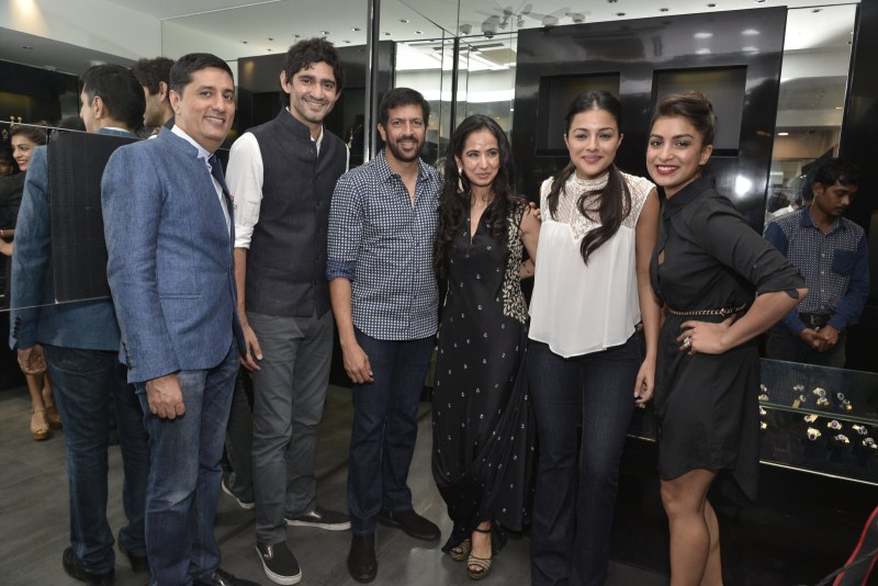 Neha Dhupia, Maria Goretti, Mini Mathur, Avantika Malik Khan and Pallavi Sharda lent their support to Gehna by adorning the new jewellery collection designed by Shaheen Abbas for the brand. Neha Dhupia,Mandira Bedi,Kabir Khan,Gehna Jewellers launch,Gehna Jewellers,Pallavi Sharda,Avantika Malik Khan,Mini Mathur