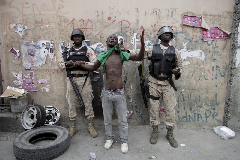 Violent protests erupt in Haiti following official results of last month's election. Protests over election results in Haiti turn violent,Protests in Haiti,Protests over election results,Haiti turn violent,Violent protests