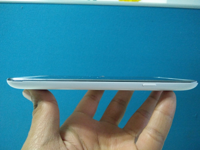 Coolpad Note 3 is one of the most in-demand handsets in the sub-Rs. 10,000 range. It offers a lot for price, such as fingerprint scanner, 3,000mAh battery, 3GB RAM, 13MP camera and more. Coolpad Note 3 first look,Coolpad Note 3 review,Coolpad Note 3 unboxing,why buy Coolpad Note 3,should i buy Coolpad Note 3,Coolpad Note 3 photos,Coolpad Note 3 images,Coolpad Note 3 real images,Coolpad Note 3 photo review,Coolpad Note 3 close look,Coolpad