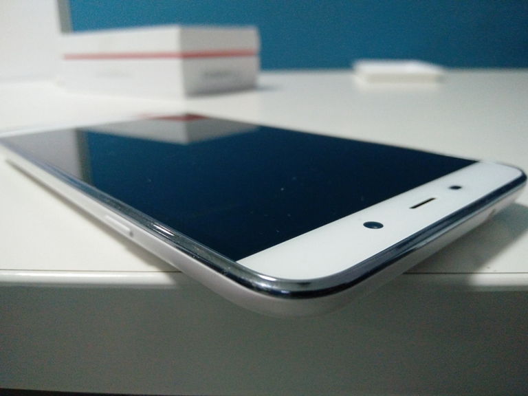 Coolpad Note 3 is one of the most in-demand handsets in the sub-Rs. 10,000 range. It offers a lot for price, such as fingerprint scanner, 3,000mAh battery, 3GB RAM, 13MP camera and more. Coolpad Note 3 first look,Coolpad Note 3 review,Coolpad Note 3 unboxing,why buy Coolpad Note 3,should i buy Coolpad Note 3,Coolpad Note 3 photos,Coolpad Note 3 images,Coolpad Note 3 real images,Coolpad Note 3 photo review,Coolpad Note 3 close look,Coolpad