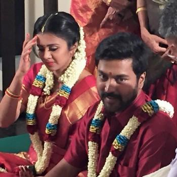 Kayal Hero Chandramouli engaged to Popular Anchor Anjana Rangan in a private ceremony on Sunday 29 November.