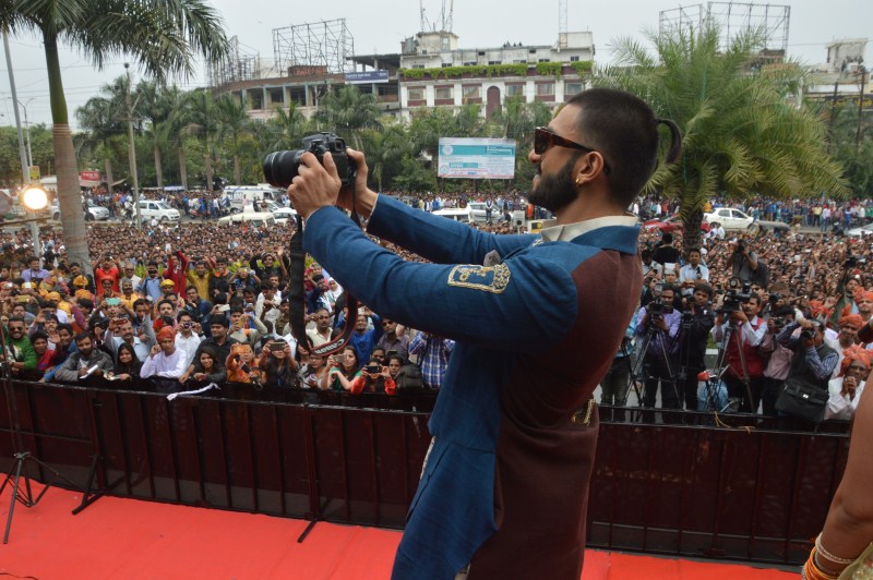 In a grand event in Bhopal, Bollywood actor Ranveer Singh launched Malhari, the victory song from Eros International and Bhansali Productions' magnum opus Bajirao Mastani with huge fanfare. Ranveer Singh,actor Ranveer Singh,Bajirao Mastani,Bajirao Mastani's Victory Song Malhari,Victory Song Malhari,Ranveer Singh launched Malhari