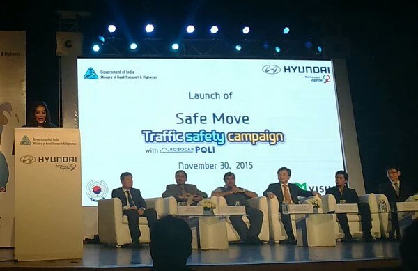 Bollywood superstar Shah Rukh Khan on Monday launched an initiative 'Safe Move - Traffic Safety Campaign' to promote the practice of road and traffic safety habits among children. Shahrukh Khan,Shahrukh Khan launches traffic safety campaign,Safe Move - Traffic Safety Campaign,Traffic Safety Campaign,Safe Move,SRK,Hyundai Motor