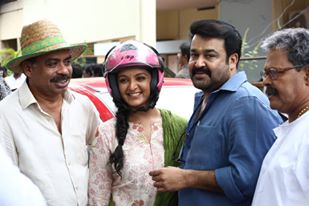 Sathyan Anthikkad, Manju Warrier, Mohanlal and Innocent Mohanlal and Manju Warrier,Manju Warrier,Mohanlal,Ennum Eppozhum,Ennum Eppozhum stills,Ennum Eppozhum posters