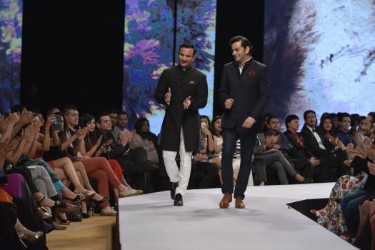 Bollywood actor Saif Ali Khan walks the ramp for Raghavendra Rathore.