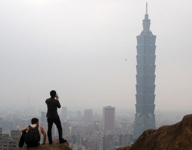 Check out our list of the top ten tallest buildings in the world. World's Tallest Buildings,Top 10 Tallest Buildings,Tallest Buildings,10 Tallest Buildings,World Tallest Buildings,World's Top 10 Tallest Buildings 2015