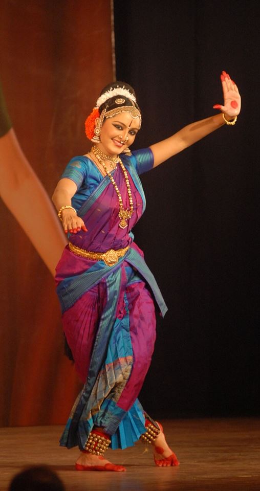 Manju Warrier Manju warrier,manju warrier photos,manju warrier dance photos,manju warrier dance,manju warrier films,Ennum Eppozhum