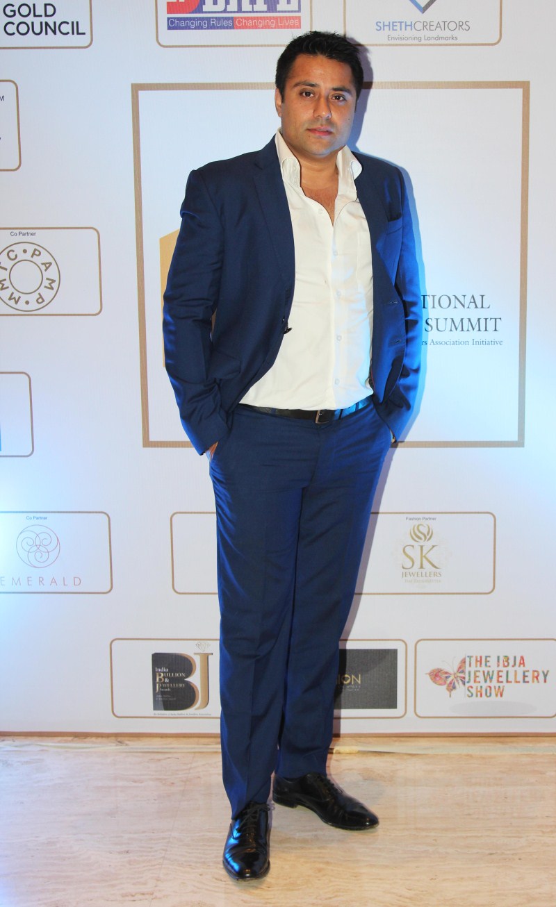 3rd India Bullion, Jewellers Awards 2015 and The IBJA Fashion Show. Celebrity show stoppers like Raveena Tandon, Sunny Leone and Anil Kapoor walked the ramp. IBJA Awards 2015,IBJA Awards,Anil Kapoor,Raveena Tandon,Sunny Leone,Vidyut Jamwal,IBJA Awards 2015 pics,IBJA Awards 2015 images,IBJA Awards 2015 photos,IBJA Awards 2015 stills,IBJA Awards 2015 pictures