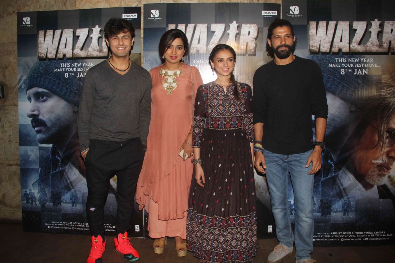 Sonu Nigam, Shreya Ghoshal, Aditi Rao Hydari, Farhan Akhtar snapped at Wazir's Tere Bin song Screening. Wazir,Tere Bin song Screening,Tere Bin,Sonu Nigam,Shreya Ghoshal,Aditi Rao Hydari,Farhan Akhtar