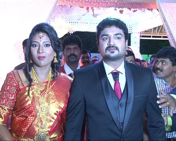 Kannada actor Mayur Patel and Kavya's Wedding Reception photos. Mayur Patel,Mayur Patel and Kavya,Mayur Patel wedding,Mayur Patel and Kavya wedding,Mayur Patel marriage,Mayur Patel and Kavya's Wedding Reception,Mayur Patel Wedding Reception