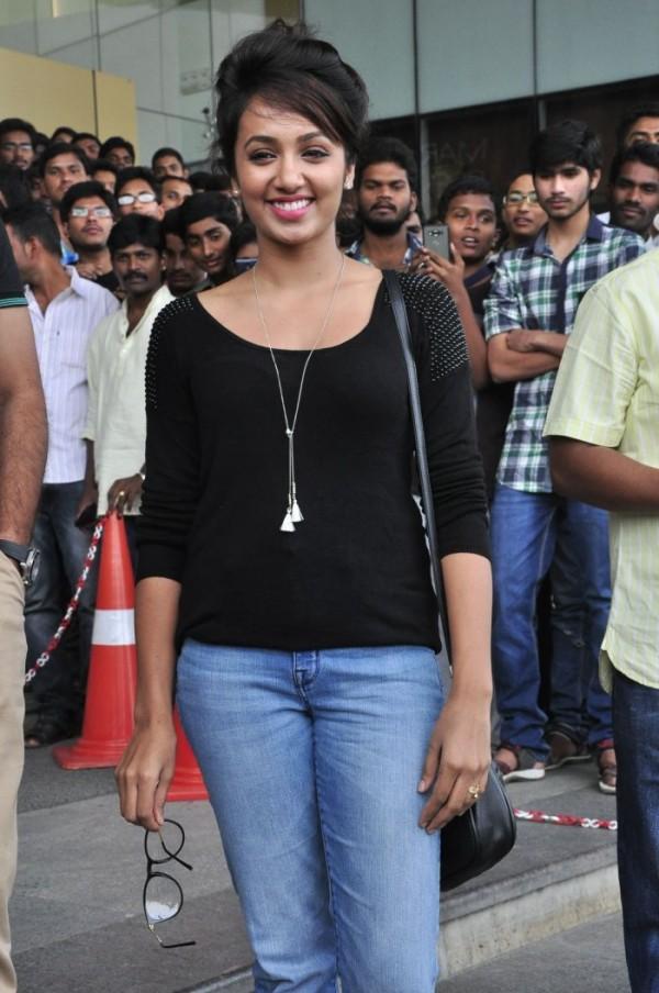 Kajal Aggarwal, Rana Daggubati, Allari Naresh at Mana Madras Kosam ...