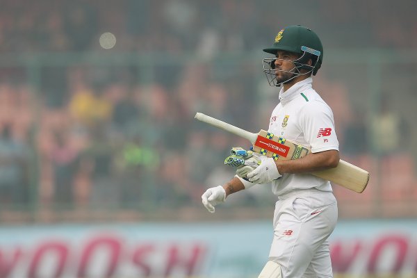 India captain Virat Kohli won the toss and elected to bat first on the opening day of the fourth and final cricket Test against South Africa at the Feroz Shah Kotla Stadium. India vs South Africa,India vs South Africa 2015,India vs South Africa Test Series,India vs South Africa 4th Test,india vs south africa live score,Feroz Shah Kotla Stadium