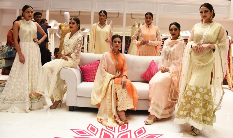 'Jashn', one of the most popular Indian wear fashion brand recently held a fashion show to unveil their latest collection and announce the launch of their new store. Jashn New Collections,Jashn Store Launch,fashion event,fashion show,Indian wear fashion brand
