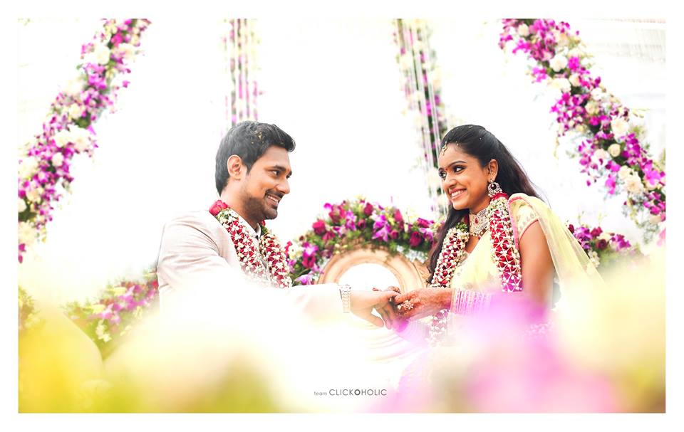 Tollywood's lover boy Varun Sandesh engaged to Actress Vithika Sheru on Monday (7 December). Varun Sandesh,Varun Sandesh Engagement,Varun Sandesh Engagement pictures,Varun Sandesh Engagement photos,Varun Sandesh Engagement stills,Varun Sandesh Engagement images