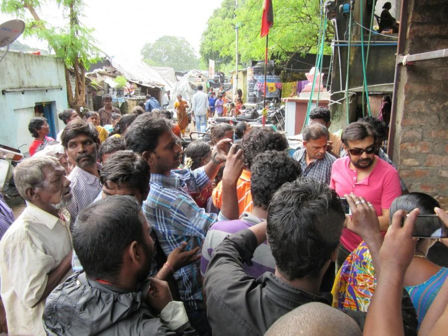 Tamil actor Mohan helped many villagers, who were affected by the flood in Mylapore area in Chennai. Tamil actor Mohan,Tamil actor Mohan helps chennai people,chennai floods,chennai rains,Celebs help chennaites