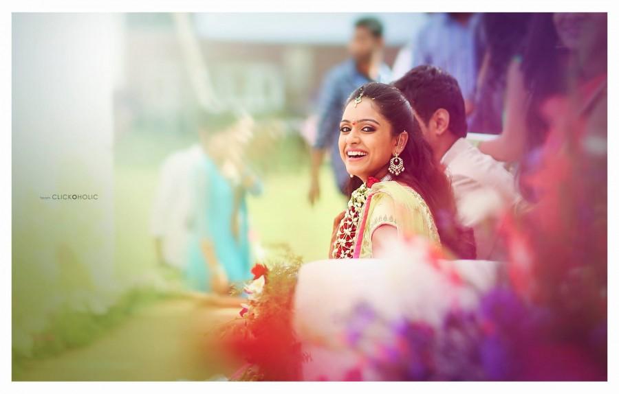 Tollywood's lover boy Varun Sandesh engaged to Actress Vithika Sheru on Monday (7 December). Varun Sandesh,Varun Sandesh Engagement,Varun Sandesh Engagement pictures,Varun Sandesh Engagement photos,Varun Sandesh Engagement stills,Varun Sandesh Engagement images