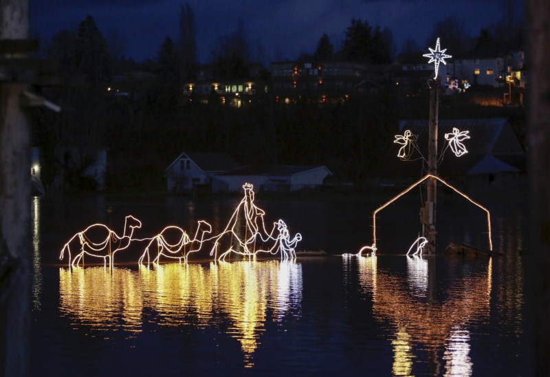 One person is dead and thousands are without power after storms caused severe flooding and evacuations across the Pacific Northwest. Flooding in Pacific Northwest,Heavy Rains in Pacific Northwest,Heavy Rains Causes Flooding,Pacific Northwest