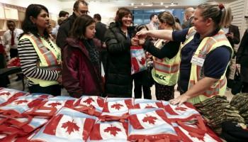 Canada Welcomes Syrian Refugees,Syrian Refugees,Canada prime minister,Canada prime minister welcomes wave of Syrian refugees,Justin Trudeau