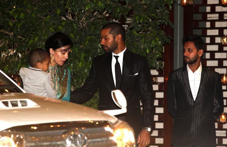 Sachin, Dhoni, Shah Rukh Khan, Kohli attend grand bash for Harbhajan Singh, Rohit Sharma in Mumbai. Rohit Sharma and Ritika Sajdeh wedding reception,Rohit Sharma wedding reception,Ritika Sajdeh wedding reception,Sachin,Dhoni,Shah Rukh Khan,Kohli,Aishwarya Rai Bachchan,Abhishek Bachchan,Akshay Kumar,Harbhajan Singh