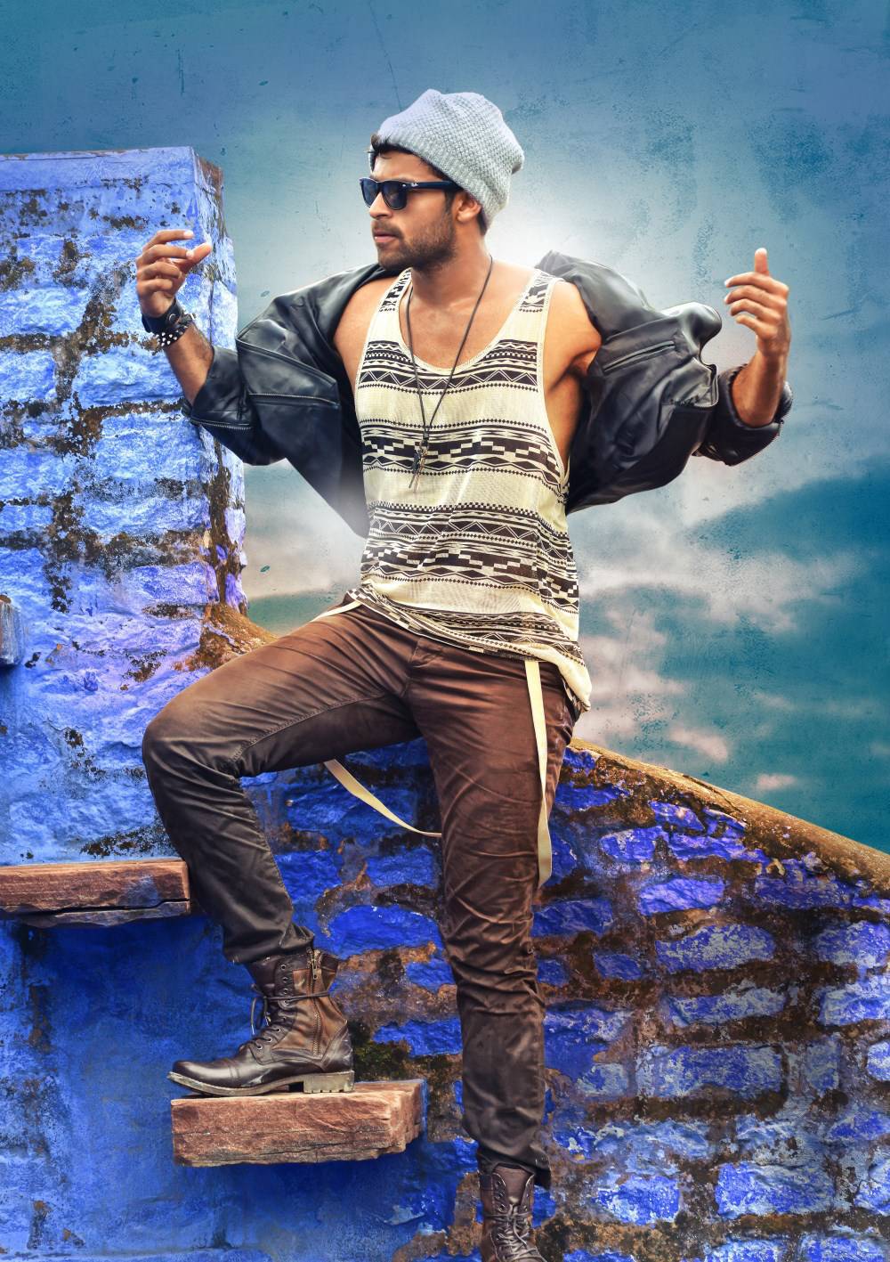 Loafer is an upcoming Telugu movie written and directed by Puri Jagannadh and produced by CK Entertainments and Sree Subha Swetha Films. Varun Tej and Disha Patani in the lead role. Loafer,telugu movie Loafer,Prince Varun Tej,Disha Patani,Prince Varun Tej and Disha Patani,Loafer movie stills,Loafer movie images,Loafer movie pics,Loafer movie pictures