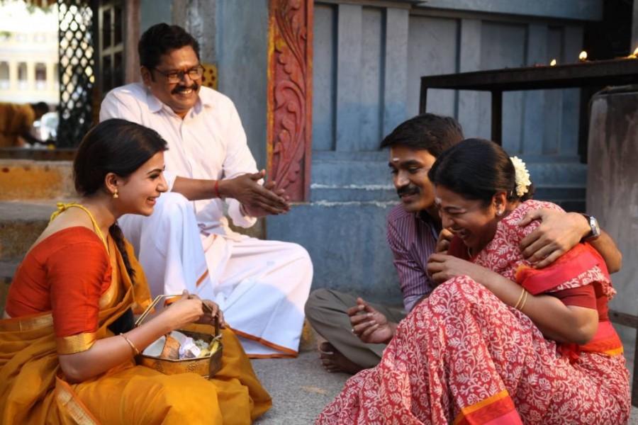 Nava Manmadhudu is an upcoming comedy drama Telugu film written and directed by Velraj. Dhanush, Samantha and Amy Jackson in the lead role. Nava Manmadhudu,telugu movie Nava Manmadhudu,Dhanush,Samantha,Amy Jackson,Nava Manmadhudu movie stills,Nava Manmadhudu movie pics,Nava Manmadhudu movie images,Nava Manmadhudu movie photos,Nava Manmadhudu movie pictures